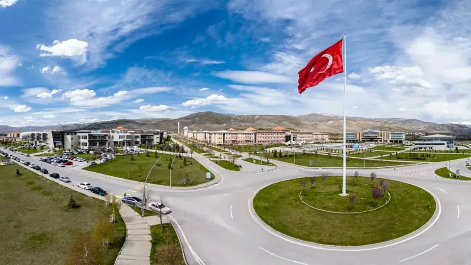 Erzincan Binali Yıldırım Üniversitesi Uluslararası Öğrenci Başvuruları Başladı görseli