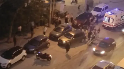 Eskişehir Zafer Mahallesi'nde trafik kazası: Motosiklet sürücüsü yaralandı