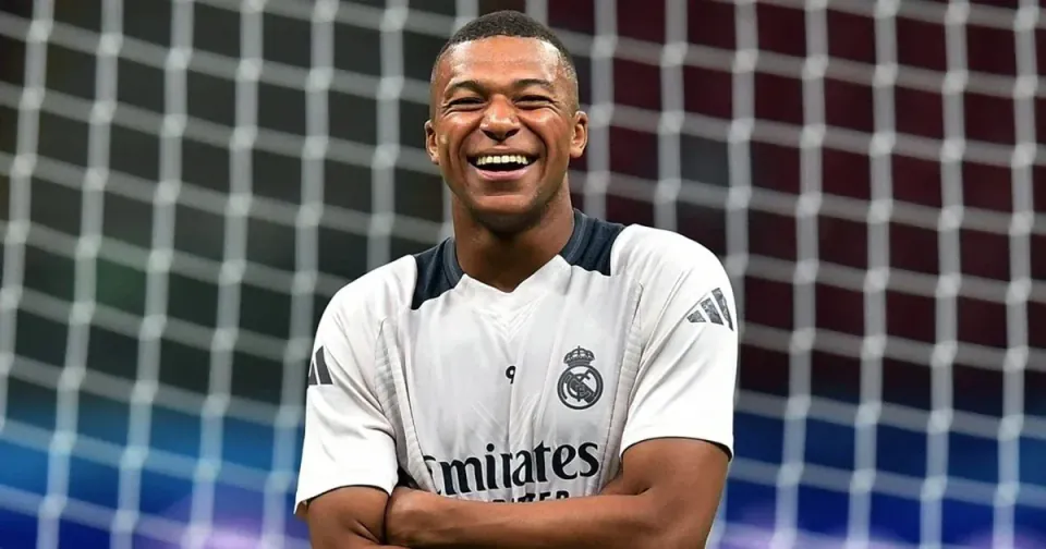 Kylian Mbappé Kaç Yaşında? Rekorlar ve Real Madrid Dönemi görseli