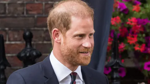 Prens Harry'den Anlamlı Ziyaret: Prenses Diana'nın Aile Evinde Görüldü