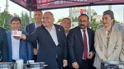 Keçiören'de Aşure Bereketi: Başkan Özarslan'dan Birlik ve Beraberlik Vurgusu