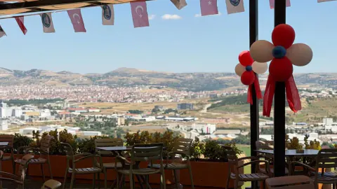Çorum Belediyesi Akkent Mahallesi'nde Teras Kafe Açıldı