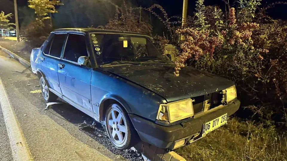 Kastamonu'da zincirleme kaza: 3 araç çarptı, 1 sürücü yaralandı görseli