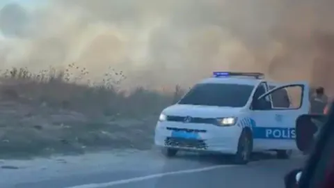 Kapaklı'da otluk yangını itfaiye müdahalesiyle kontrol altına alındı