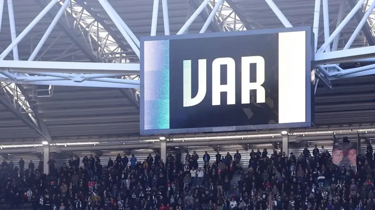 UEFA'dan VAR'da Devrim: 2026-2027 Sezonunda İnceleme Kapsamı Daralıyor UEFA'dan VAR'da Devrim: 2026-2027 Sezonunda İnceleme Kapsamı Daralıyor