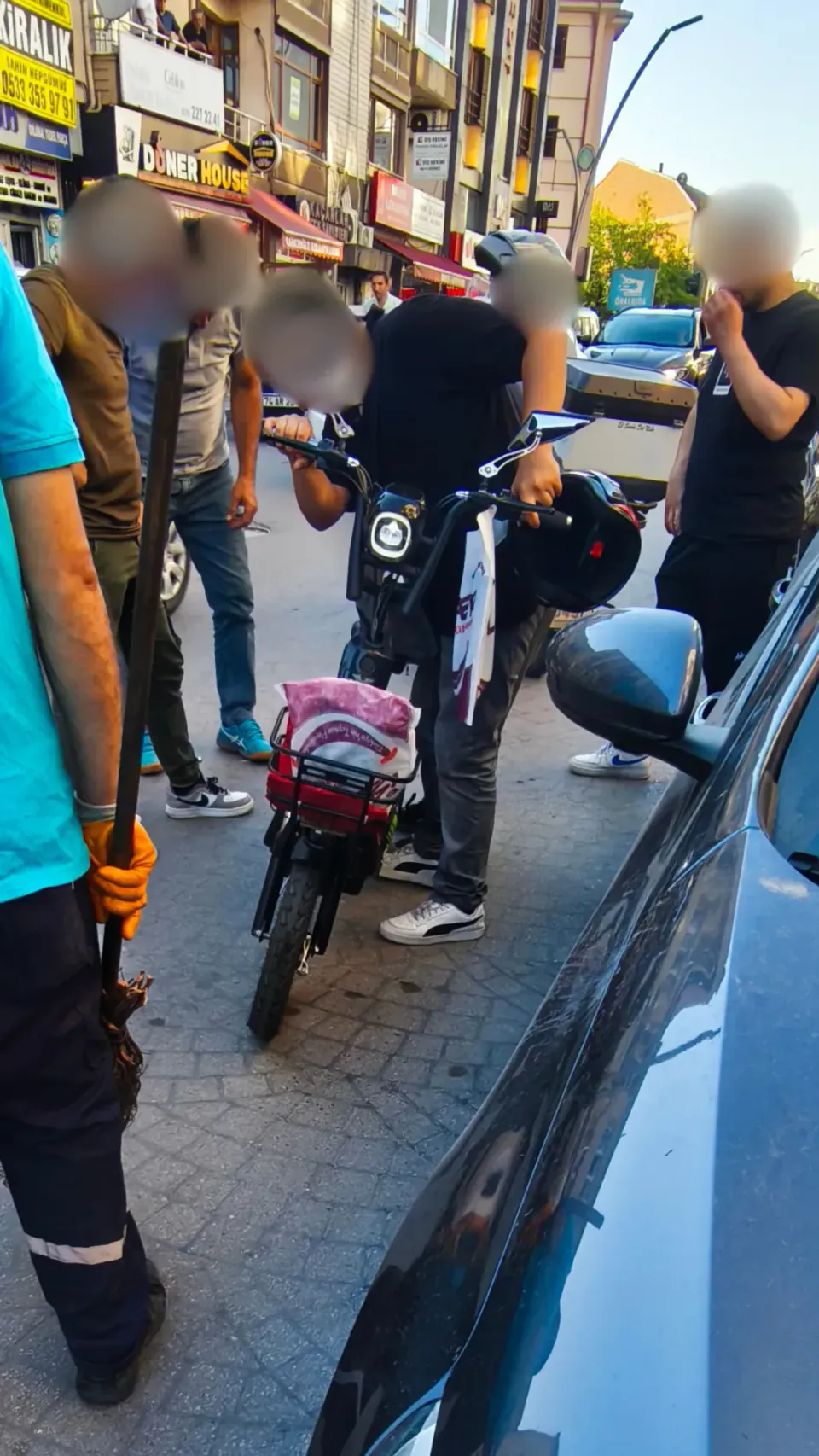 Bartın'da Korkutan Moped Kazası: Çocuk Sürücüler ve Denetim Sorunu Gündemde görseli