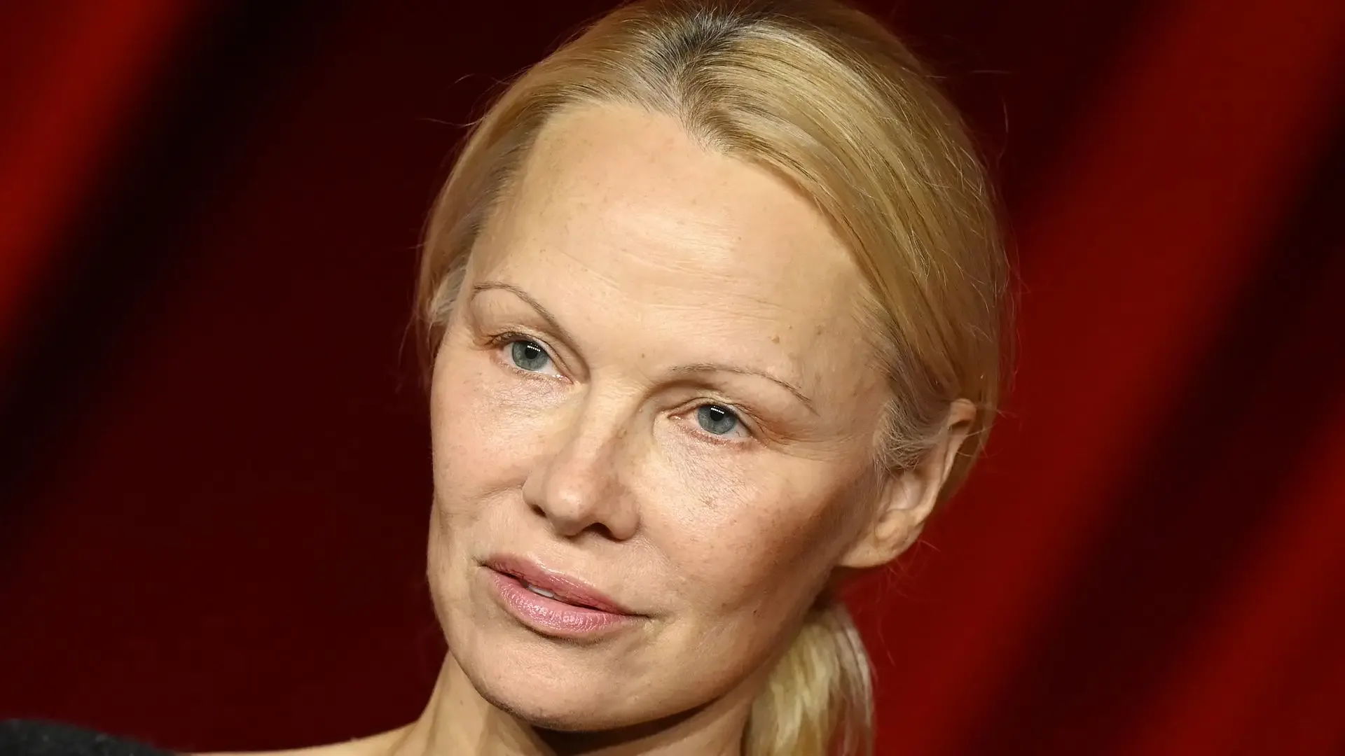 Pamela Anderson, 83. Venedik Film Festivali'nde makyajsız doğallığıyla öne çıktı Pamela Anderson, 83. Venedik Film Festivali'nde makyajsız doğallığıyla öne çıktı