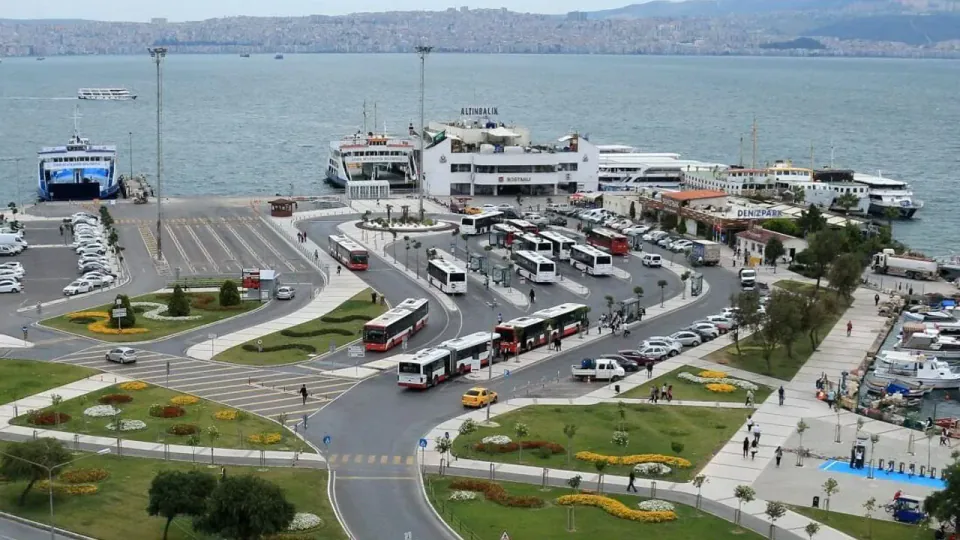 Bostanlı İskelesi imar planı kesinleşti: 3 kat, 15 metre limitiyle özelleştirme yolu açıldı görseli