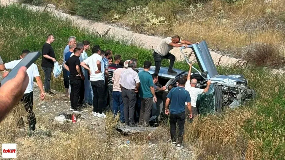 Tokat'ta Gümenek Mevkiinde Otomobil Devrildi: Kazayla İlgili İnceleme Sürüyor görseli