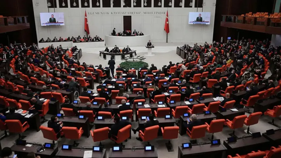 Şehit Yakınları ve Gaziler İçin Yeni Hak Düzenlemesi Yasalaştı görseli