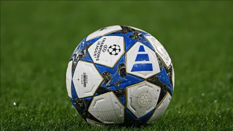 Galatasaray - Barcelona maçı saat kaçta? 13 Ekim Şampiyonlar Ligi ve tüm maç programı