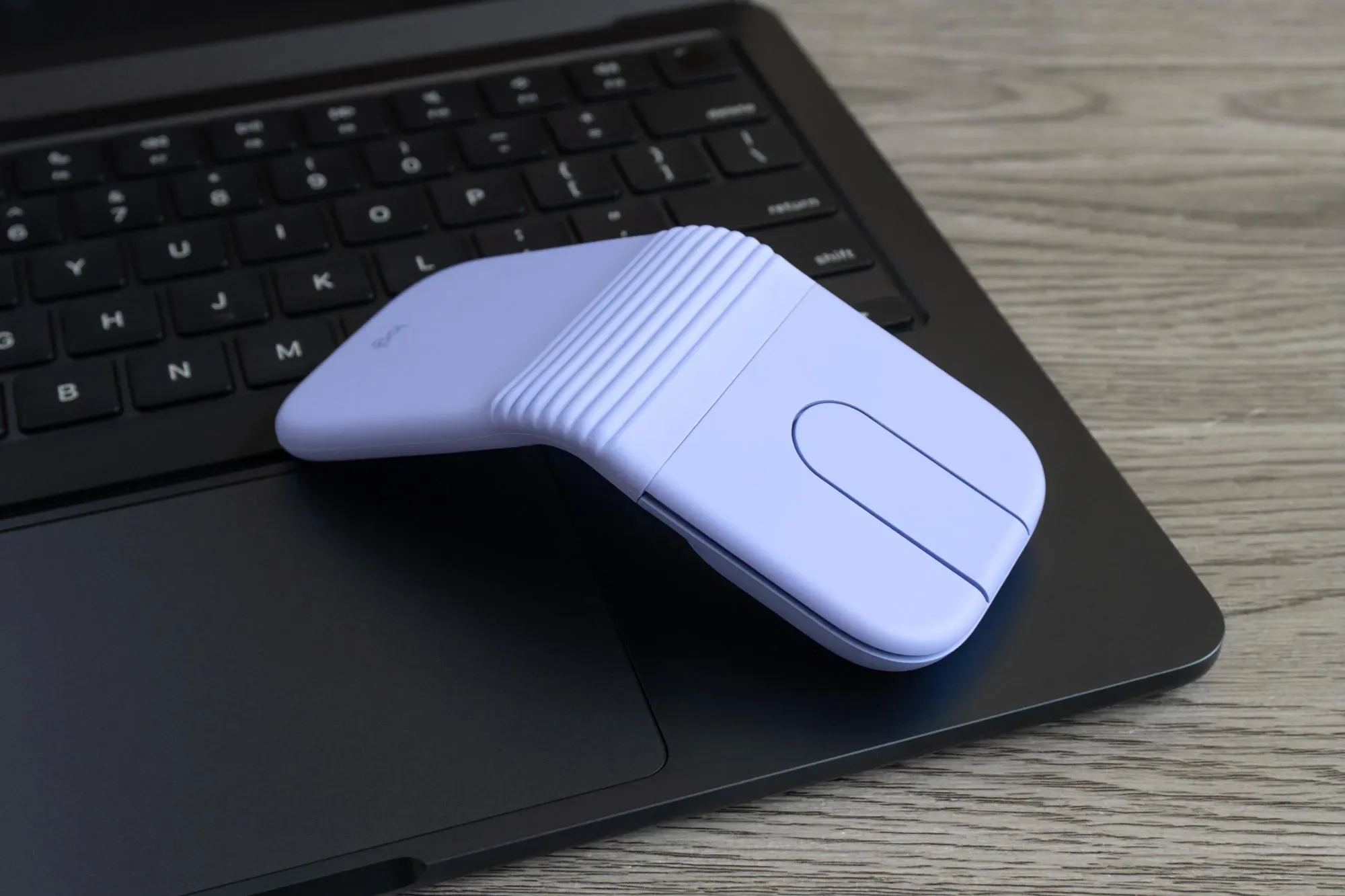 Logitech'ten Çanta Dostu Yenilik: Katlanabilir Mobi Fold Mouse Tanıtıldı Logitech'ten Çanta Dostu Yenilik: Katlanabilir Mobi Fold Mouse Tanıtıldı