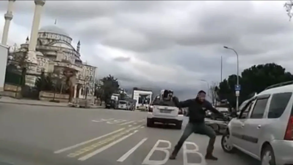 Trafikte Magandalığa Ağır Darbe: Şiddet Olayları Yüzde 50 Azaldı görseli