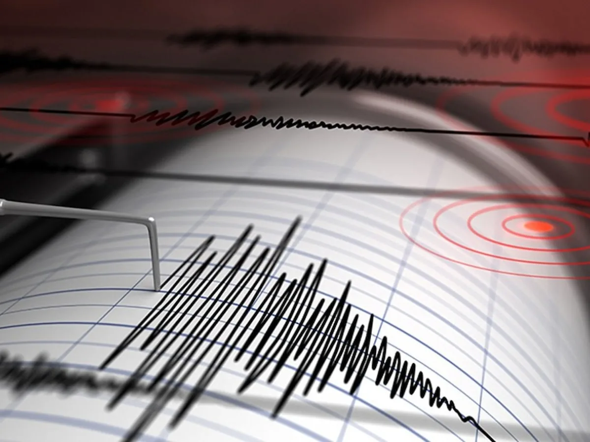 Filipinler'de Mega Deprem: 8,2 Büyüklüğündeki Sarsıntı Tsunami Riski Yarattı Filipinler'de Mega Deprem: 8,2 Büyüklüğündeki Sarsıntı Tsunami Riski Yarattı