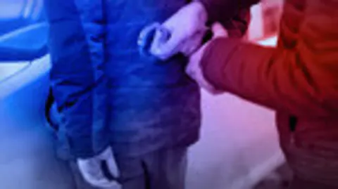İçişleri Bakanlığı: 7,5 Yıllık Cezalı FETÖ Firarı Gizli Bömde Yakalandı