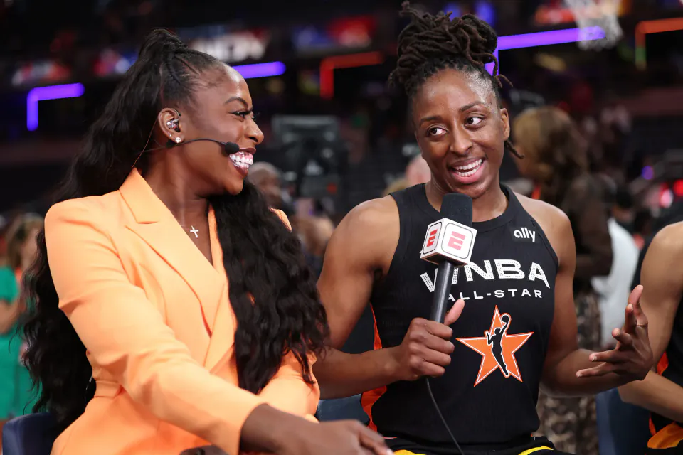 WNBA'in İkon İsmi Nneka Ogwumike: Tarihi Başarılar ve Kritik Galibiyetler görseli
