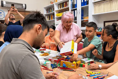 Yalova'da SEVKADER'den 680 öğrenciye kırtasiye desteği: 10 bin malzeme dağıtıldı