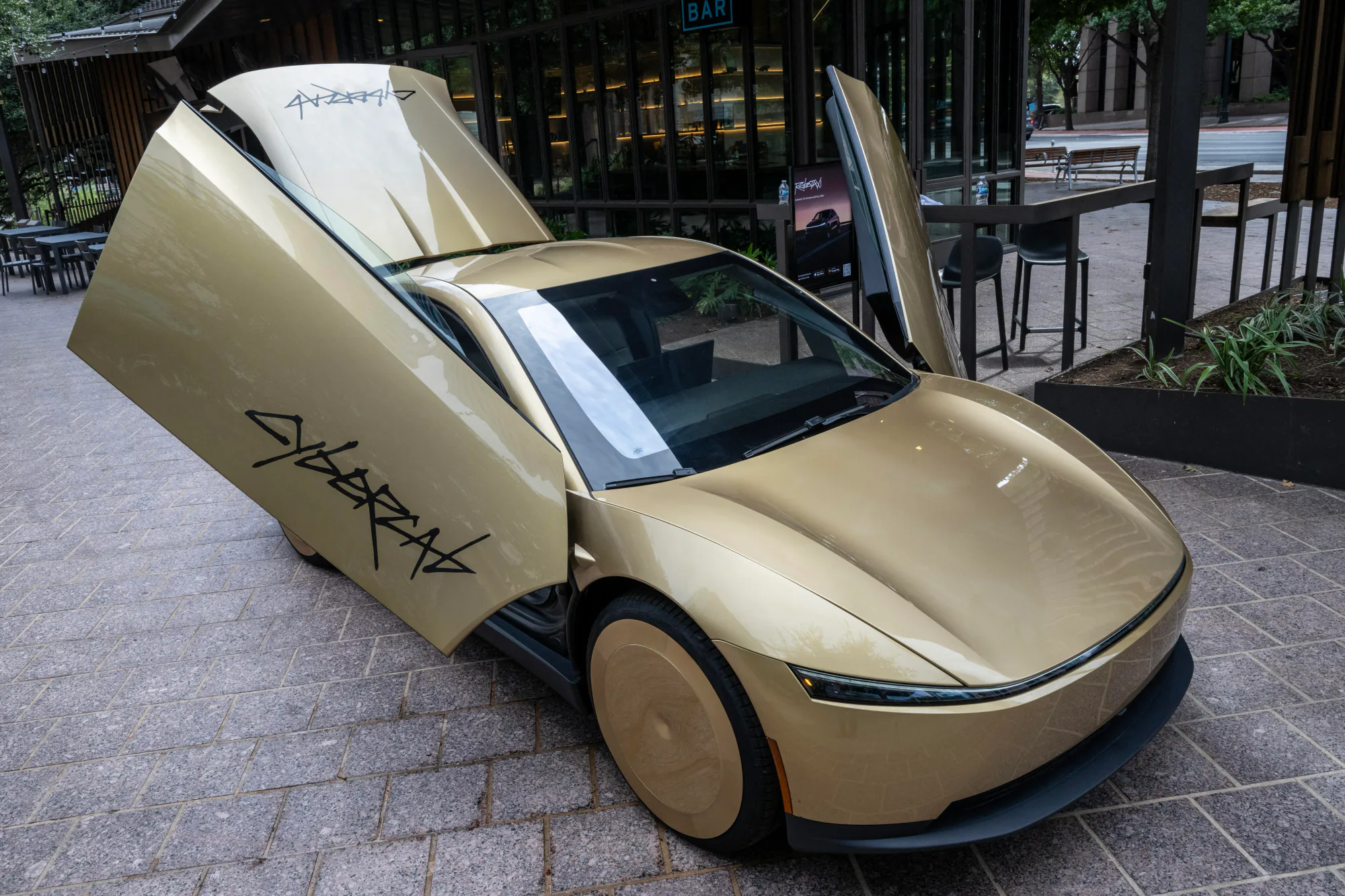 NHTSA, Tesla Cybercab'i resmi olarak sorguluyor: Direksiyonsuz tasarım federal standartlarla çelişiyor NHTSA, Tesla Cybercab'i resmi olarak sorguluyor: Direksiyonsuz tasarım federal standartlarla çelişiyor