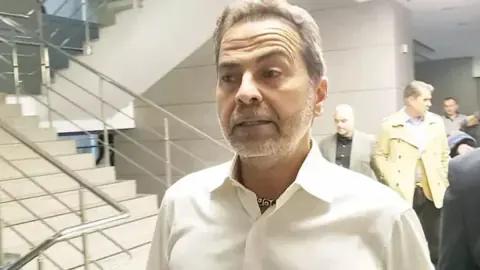 Nasuh Mahruki Hakkında 15 Temmuz Paylaşımları Nedeniyle Soruşturma