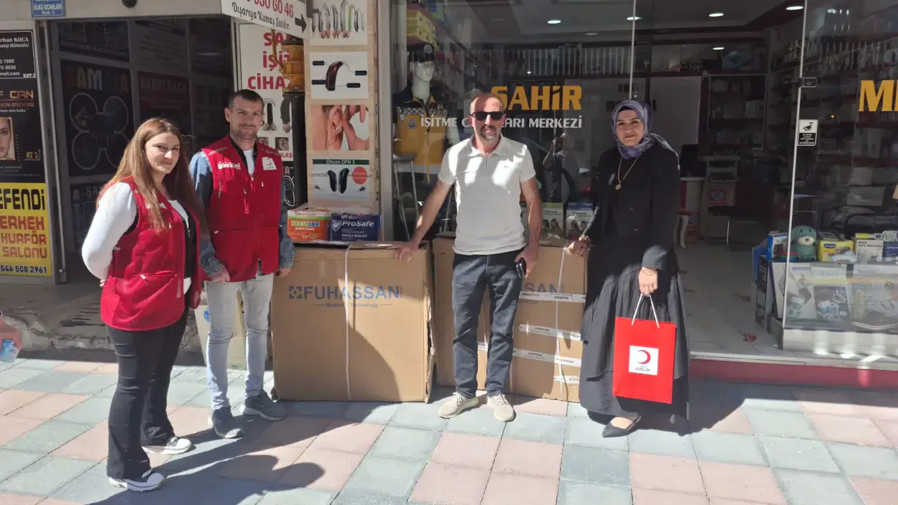 Gümüşhane'de Engelli Bireylere Tekerlekli Sandalye Desteği Gümüşhane'de Engelli Bireylere Tekerlekli Sandalye Desteği