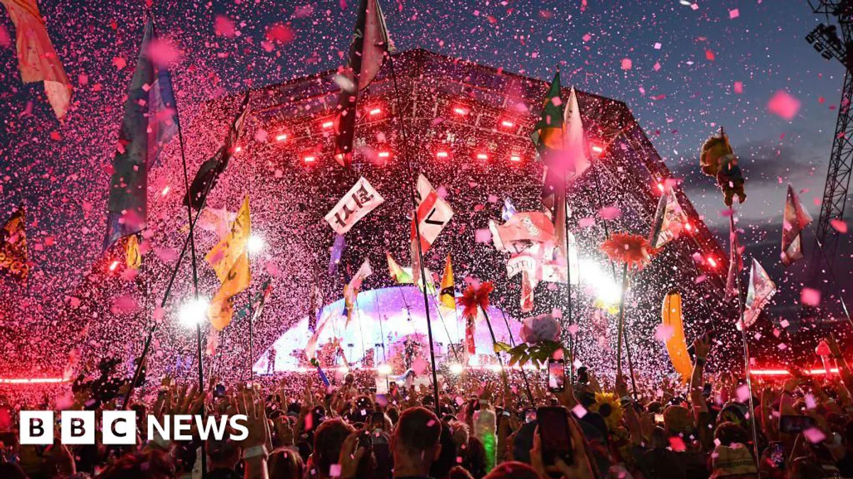 Glastonbury 2027 Biletleri 42 Dakikada Tükendi: Fiyat 408 Pound Glastonbury 2027 Biletleri 42 Dakikada Tükendi: Fiyat 408 Pound
