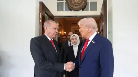 Trump'ın Türkiye Ziyareti ve Ankara'daki NATO Zirvesi Hazırlıkları