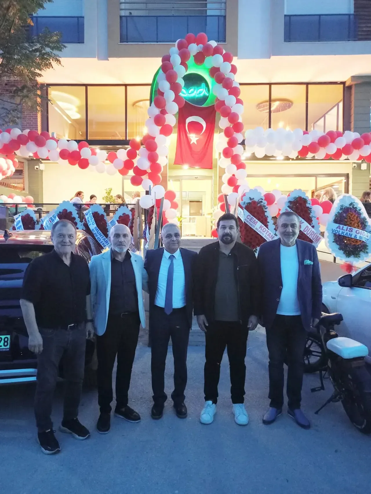 Muratpaşa AK Parti İlçe Başkanlığı, Konyaaltı'nda Açılan Badı Esnaf Lokantası'nın Açılışını Kutladı Muratpaşa AK Parti İlçe Başkanlığı, Konyaaltı'nda Açılan Badı Esnaf Lokantası'nın Açılışını Kutladı