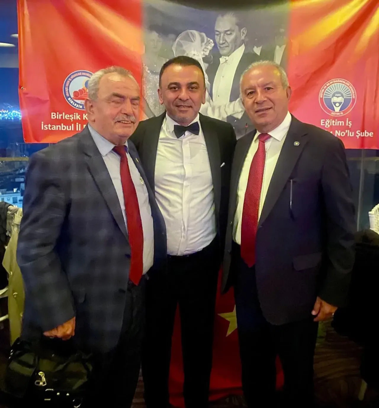 İYİ Parti Temsilcisi Cumhuriyet Balosu'na Katıldı İYİ Parti Temsilcisi Cumhuriyet Balosu'na Katıldı