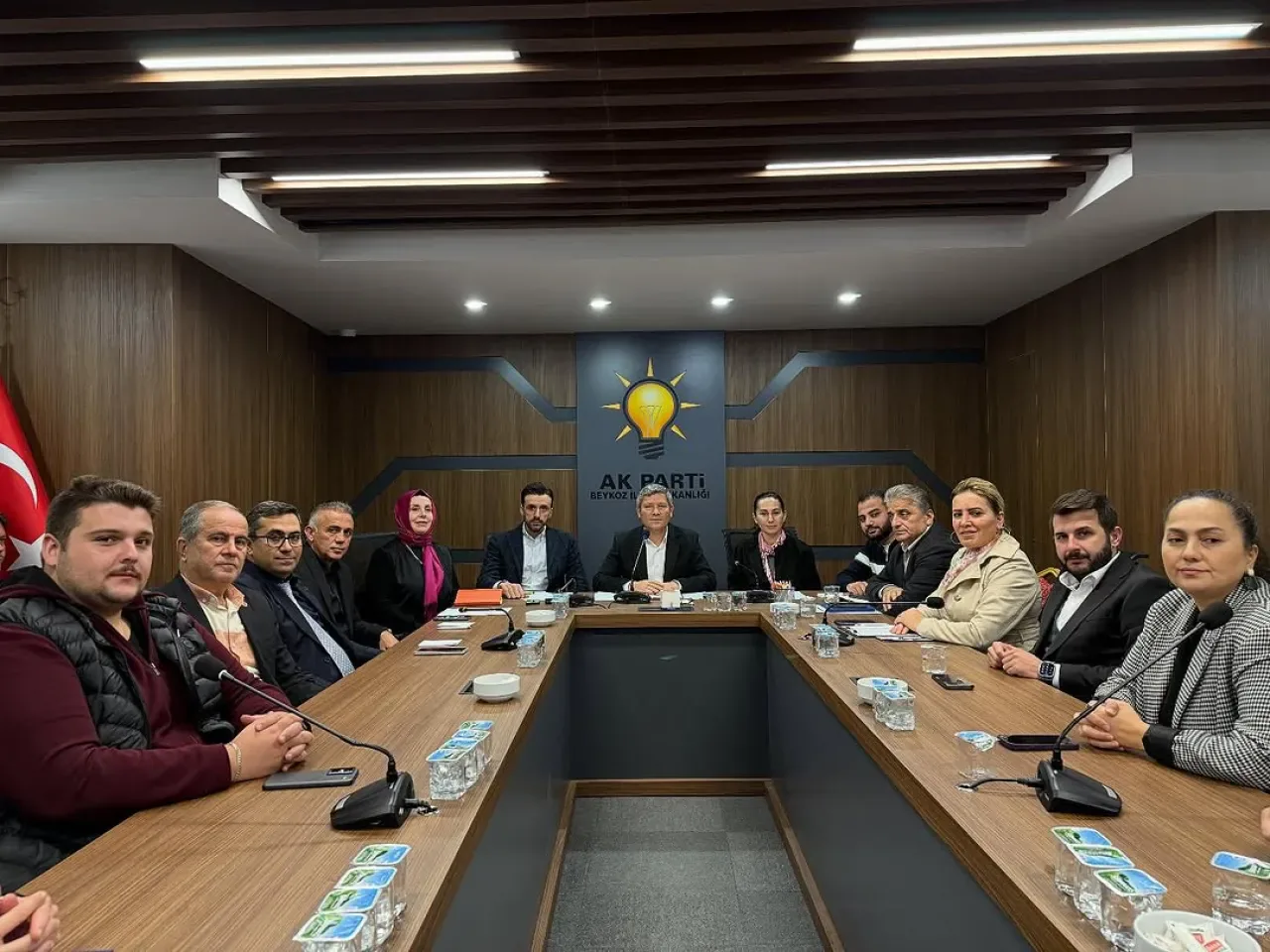 AK Parti Beykoz'da Danışma Meclisi Toplantısı Gerçekleştirildi AK Parti Beykoz'da Danışma Meclisi Toplantısı Gerçekleştirildi