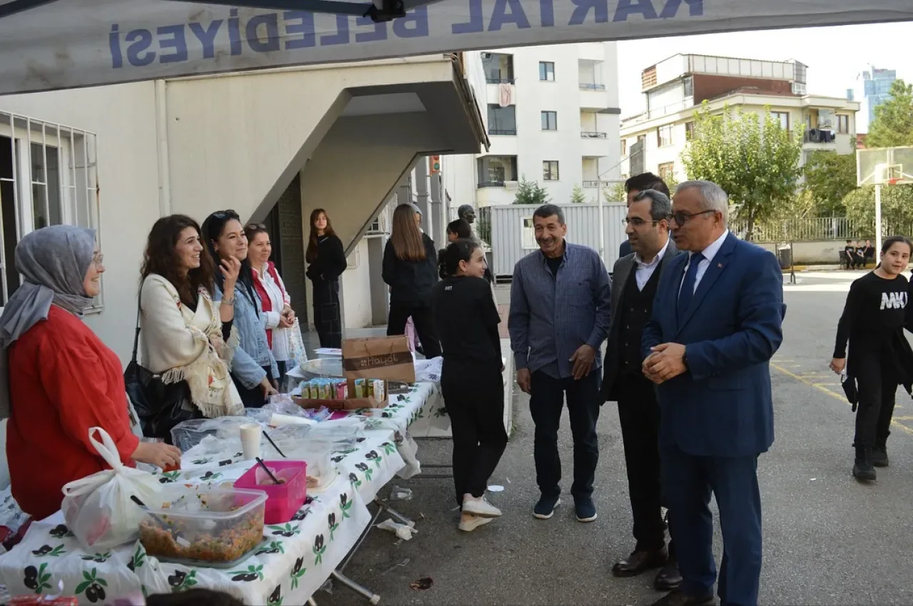 Kartal'da Filistin İçin Dayanışma Kermesi Düzenlendi Kartal'da Filistin İçin Dayanışma Kermesi Düzenlendi