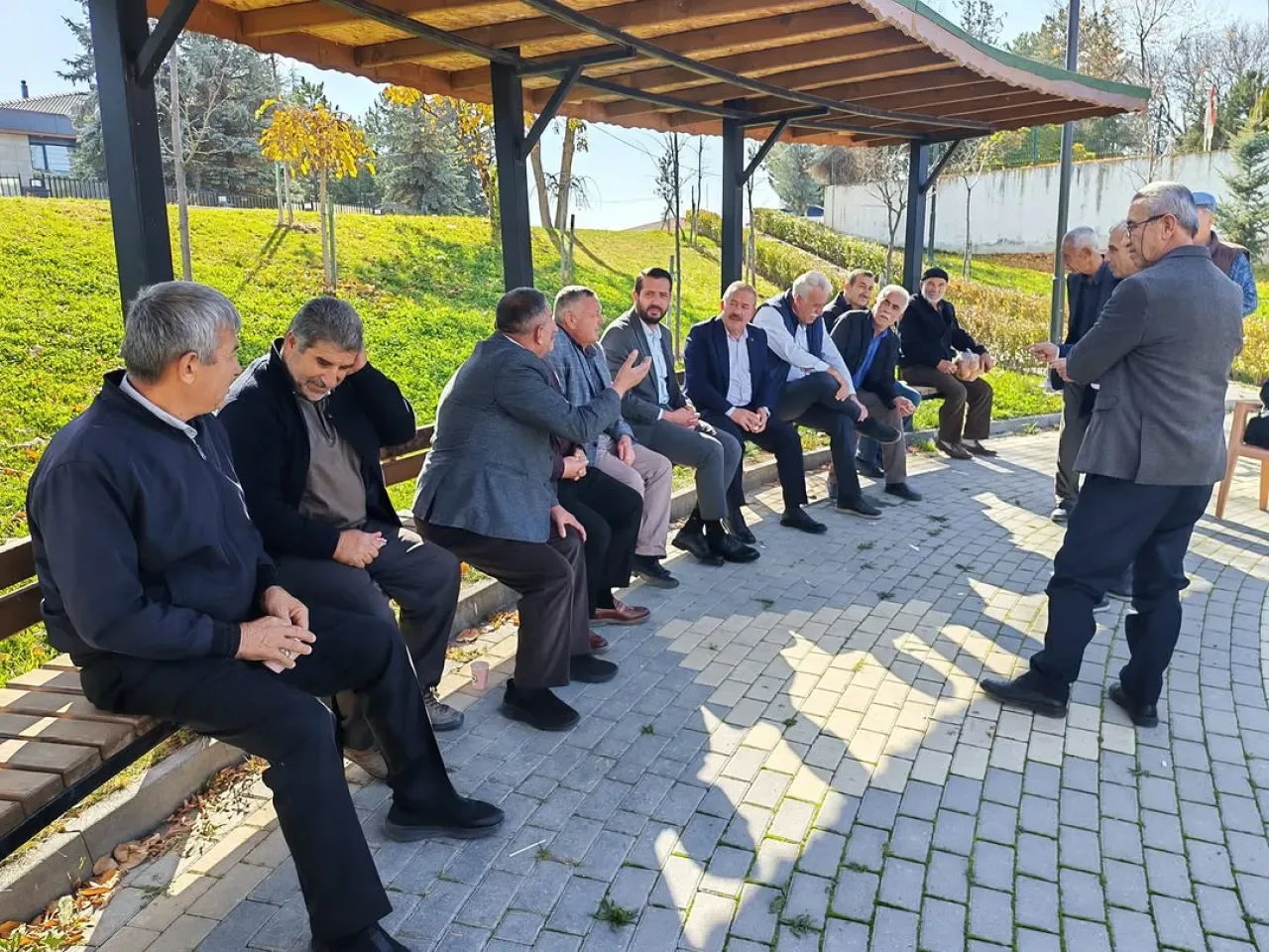 Akyurt AK Parti İlçe Başkanlığı, Balıkhisar Mahallesi'nde Vatandaşlarla Buluştu Akyurt AK Parti İlçe Başkanlığı, Balıkhisar Mahallesi'nde Vatandaşlarla Buluştu