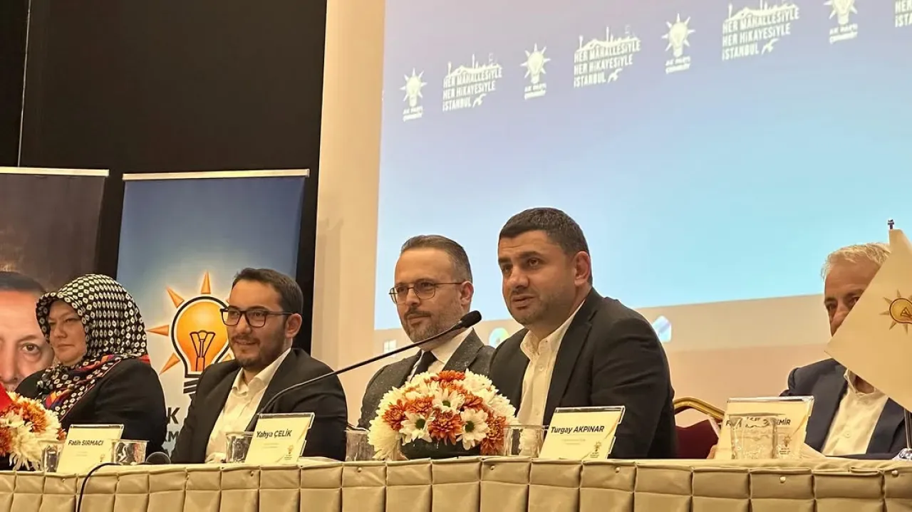 AK Parti Çekmeköy'de Teşkilat Toplantısı ile Türkiye Yüzyılı Hedeflerine İlerliyor AK Parti Çekmeköy'de Teşkilat Toplantısı ile Türkiye Yüzyılı Hedeflerine İlerliyor