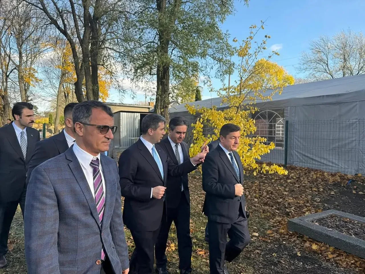 AK Partili Sırakaya, Polonya'da TİKA'nın Restore Ettiği Tatar Camisi'ni Ziyaret Etti AK Partili Sırakaya, Polonya'da TİKA'nın Restore Ettiği Tatar Camisi'ni Ziyaret Etti