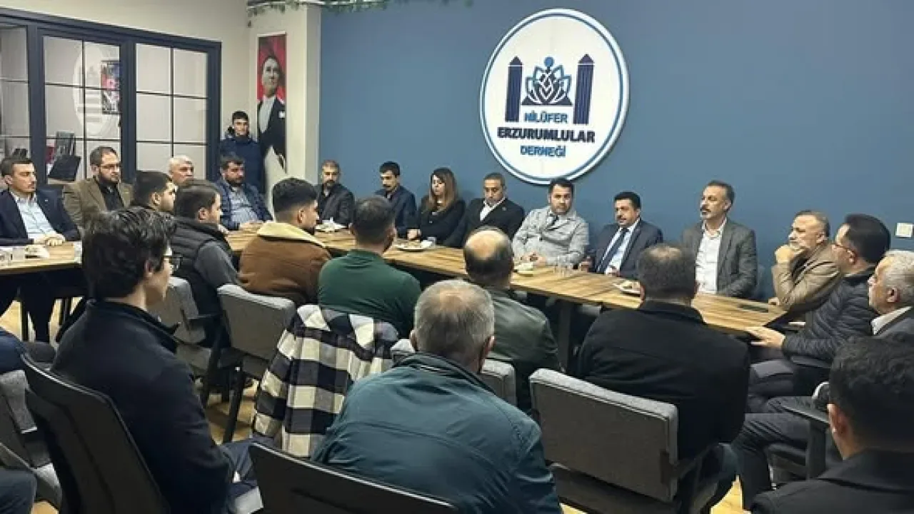 MHP Bursa Heyeti, Nilüfer Erzurumlular Derneği'ni Ziyaret Etti MHP Bursa Heyeti, Nilüfer Erzurumlular Derneği'ni Ziyaret Etti