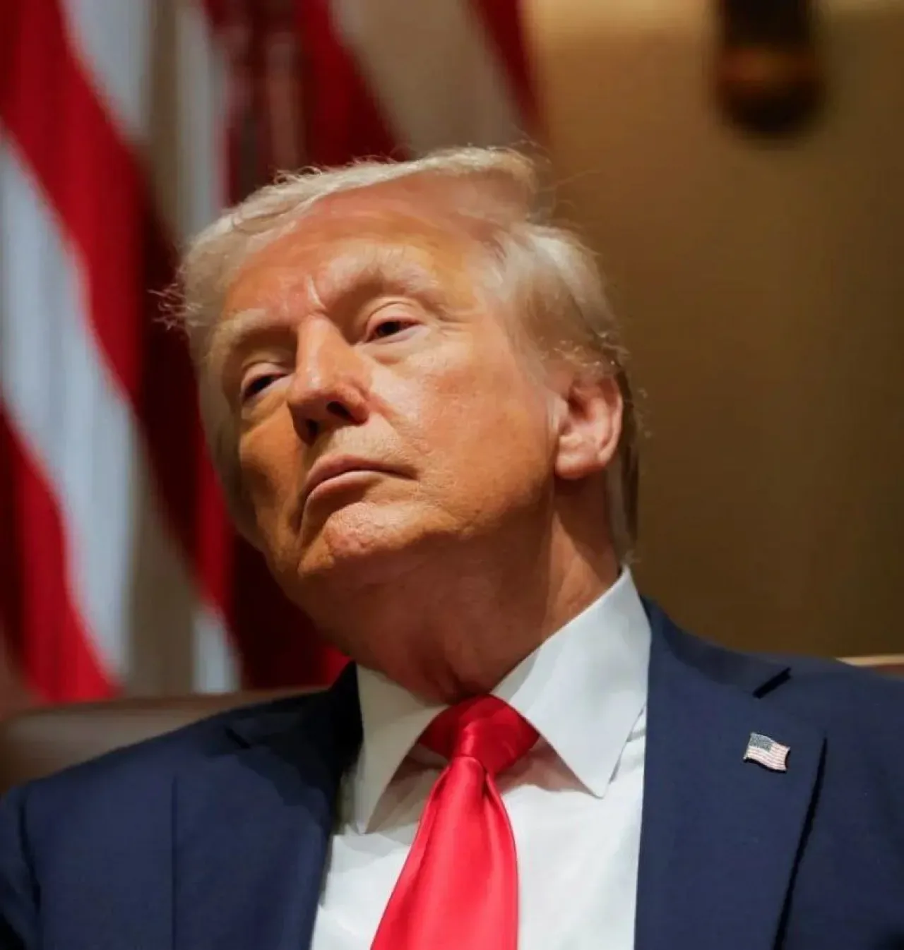 Trump'tan Nükleer Test Açıklaması: "Diğer Ülkeler Yapıyorsa Biz de Yapacağız" Trump'tan Nükleer Test Açıklaması: "Diğer Ülkeler Yapıyorsa Biz de Yapacağız"