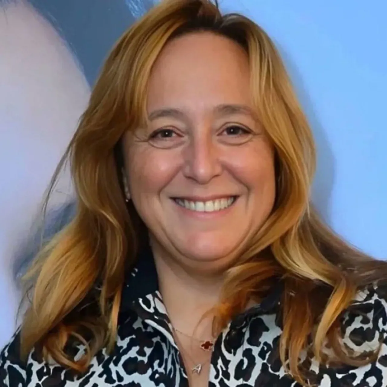 Ayşe Barım'ın Menajerlik Şirketi Müdürü Gülsun Işıklı'nın AKP Üyeliği Ayşe Barım'ın Menajerlik Şirketi Müdürü Gülsun Işıklı'nın AKP Üyeliği