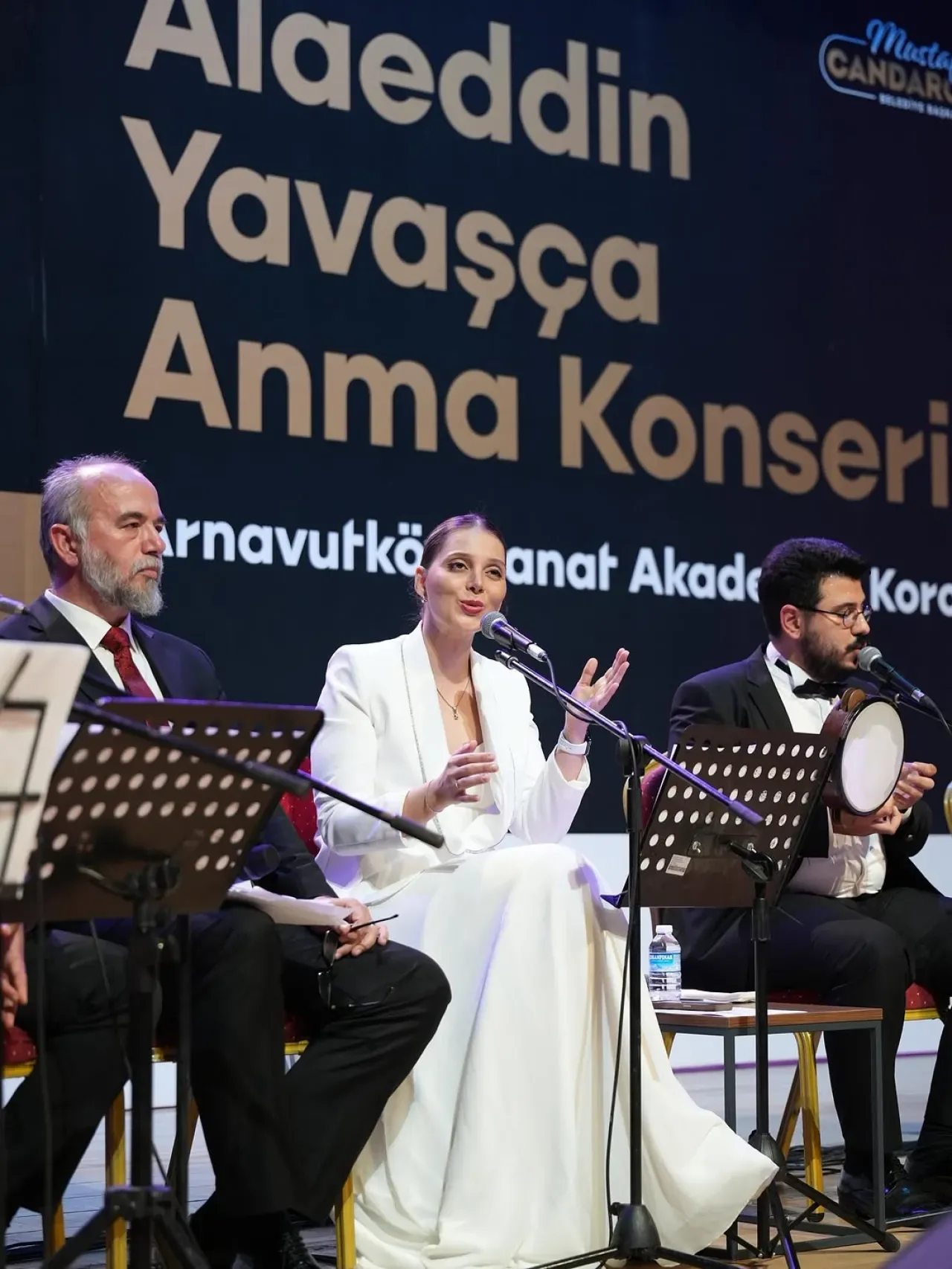 Arnavutköy Belediyesi, Alaeddin Yavaşça'yı Anma Gecesi Düzenledi Arnavutköy Belediyesi, Alaeddin Yavaşça'yı Anma Gecesi Düzenledi