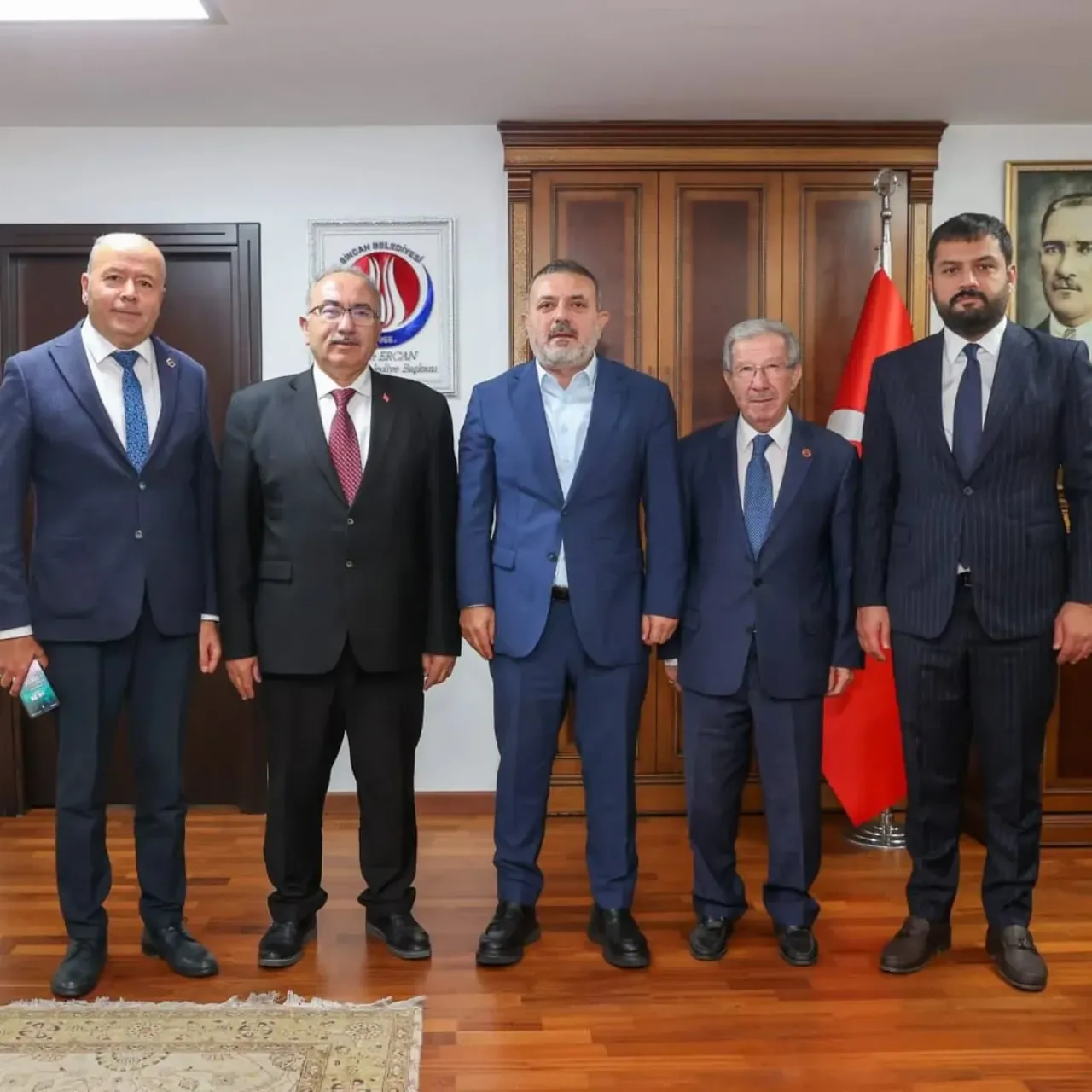 Polatlı AK Parti İlçe Başkanı İlhami Teke, Sincan Belediye Başkanı Murat Ercan'ı Ziyaret Etti Polatlı AK Parti İlçe Başkanı İlhami Teke, Sincan Belediye Başkanı Murat Ercan'ı Ziyaret Etti