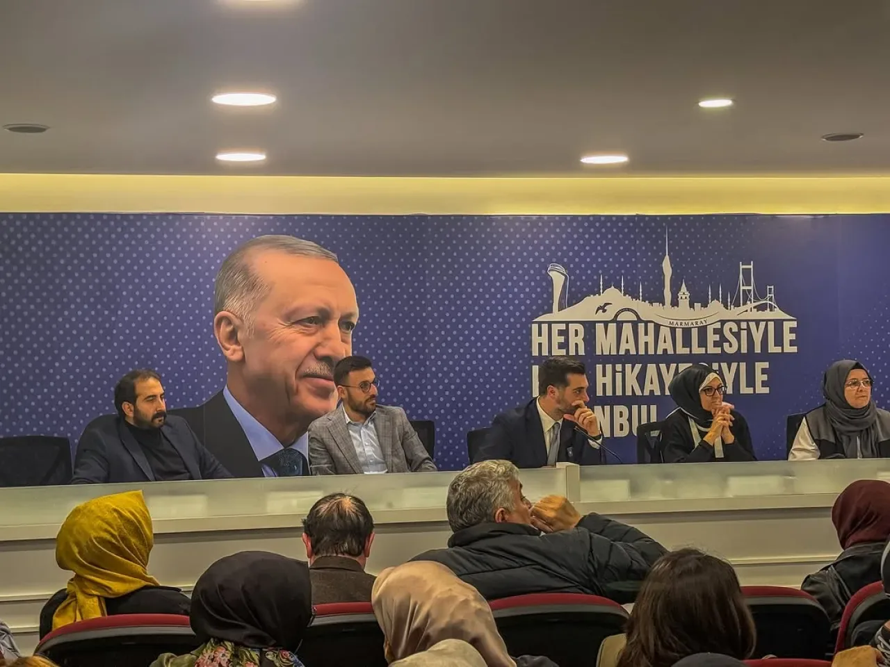 AK Parti Üsküdar Gençlik Kolları Danışma Meclisi Toplantısı Gerçekleştirildi AK Parti Üsküdar Gençlik Kolları Danışma Meclisi Toplantısı Gerçekleştirildi