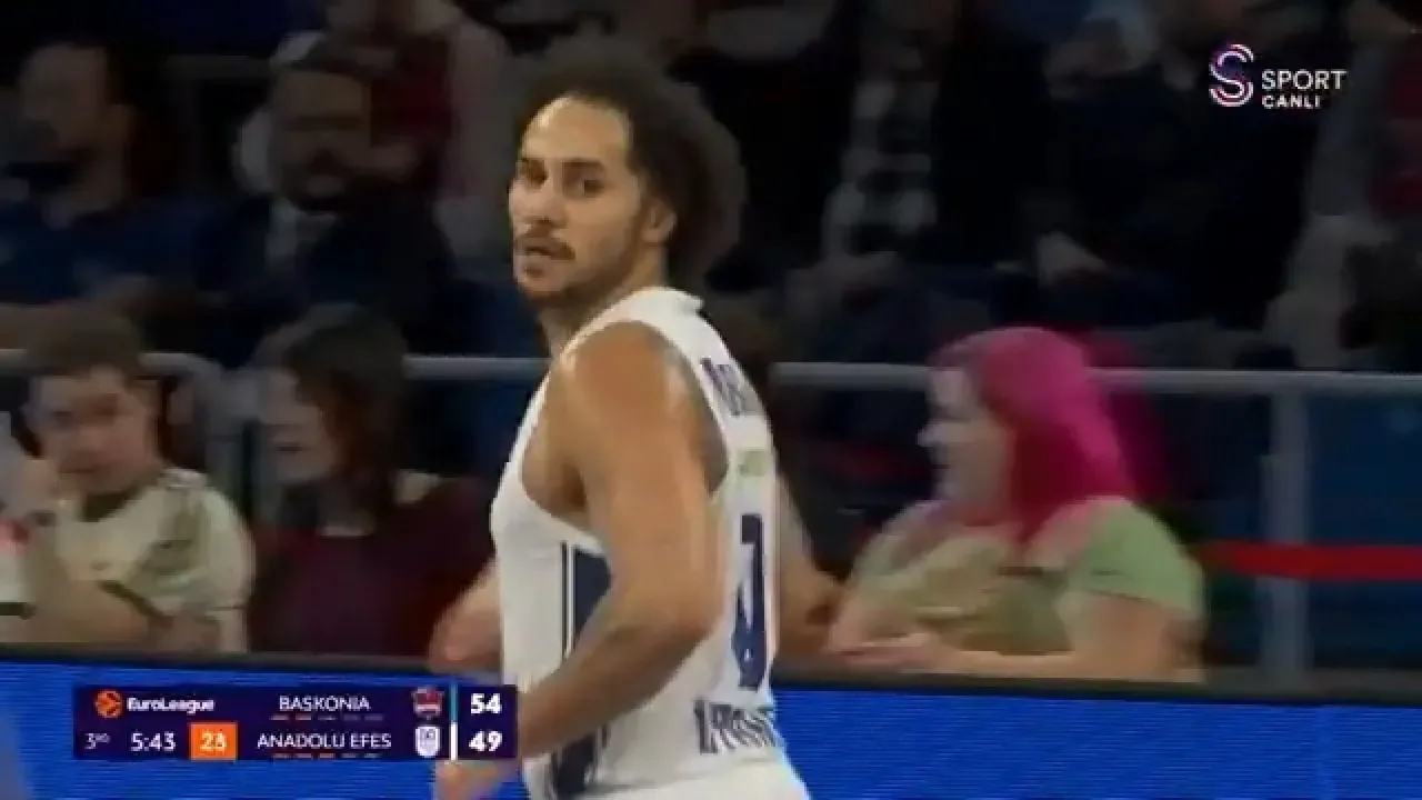 EuroLeague Tarihinin En Skorer 9 Oyuncusu Shane Larkin EuroLeague Tarihinin En Skorer 9 Oyuncusu Shane Larkin