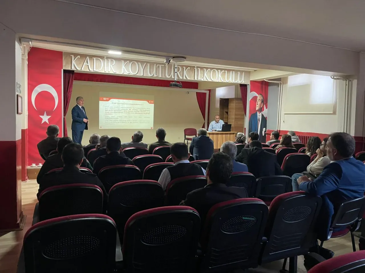İznik'te 2025-2026 Eğitim Öğretim Yılı Ortak Sınavları İçin Hazırlık Toplantısı Yapıldı İznik'te 2025-2026 Eğitim Öğretim Yılı Ortak Sınavları İçin Hazırlık Toplantısı Yapıldı