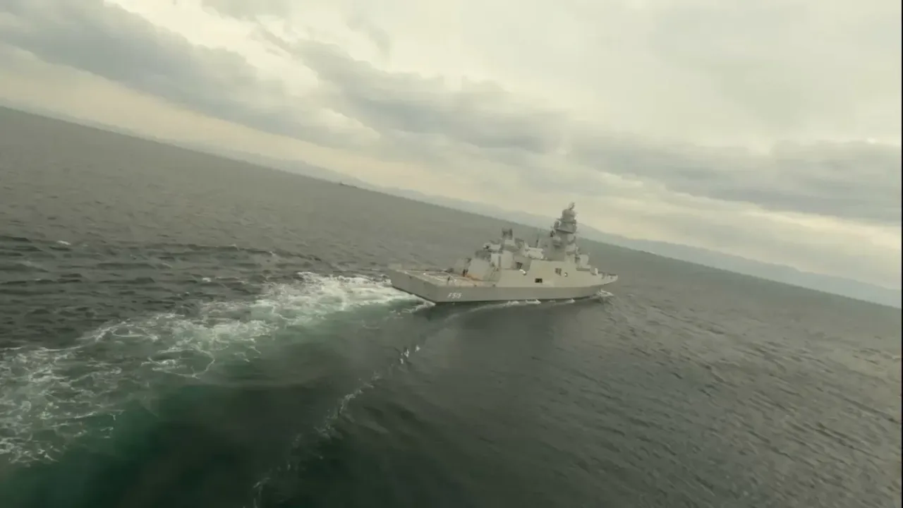 Atatürk'ün Yatı TCG Savarona, Milli Seyir Sistemi STMDENGİZ WECDIS ile Donatıldı Atatürk'ün Yatı TCG Savarona, Milli Seyir Sistemi STMDENGİZ WECDIS ile Donatıldı