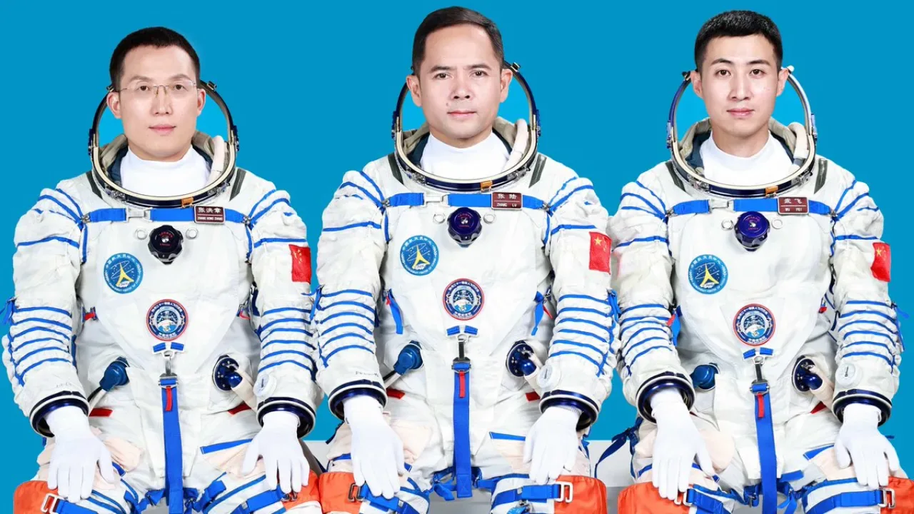 Çin, Shenzhou-21 Görevi için Üç Taykonotu Uzaya Gönderiyor Çin, Shenzhou-21 Görevi için Üç Taykonotu Uzaya Gönderiyor