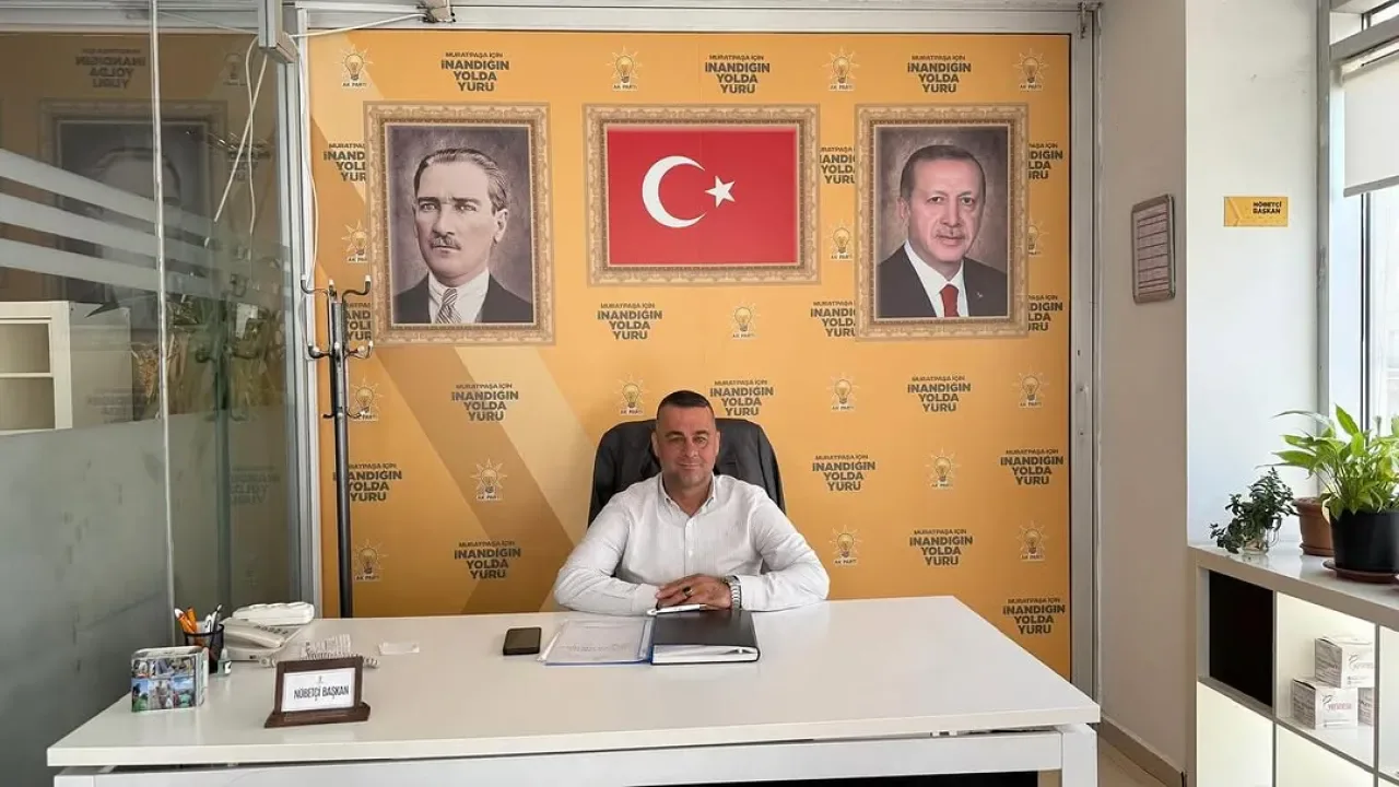 Muratpaşa AK Parti İlçe Başkanlığı'nda Kemal Üstündağ Göreve Başladı Muratpaşa AK Parti İlçe Başkanlığı'nda Kemal Üstündağ Göreve Başladı