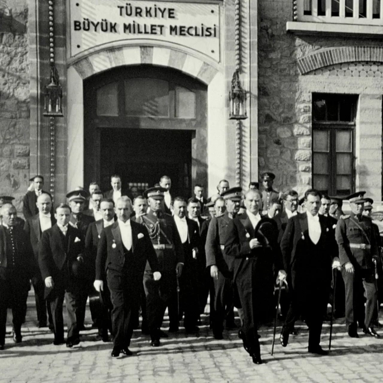 Saltanatın Kaldırılışının 103. Yılı: Milli Egemenliğe Geçişin Miladı Saltanatın Kaldırılışının 103. Yılı: Milli Egemenliğe Geçişin Miladı