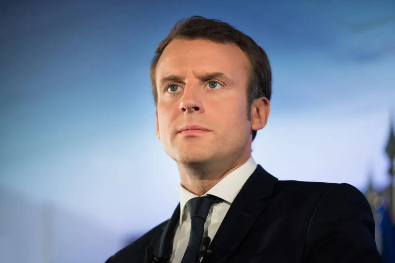 Fransa Cumhurbaşkanı Macron'dan Sosyal Medya Platformlarına Sert Uyarı: Sahte Hesaplar Yasaklanmalı Fransa Cumhurbaşkanı Macron'dan Sosyal Medya Platformlarına Sert Uyarı: Sahte Hesaplar Yasaklanmalı