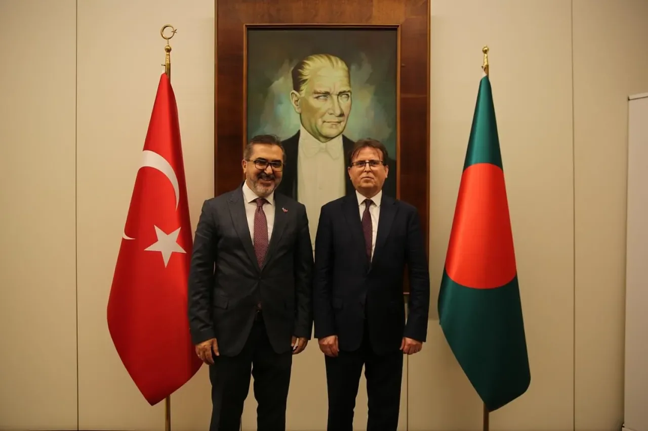 TİKA ve Türk Kurumları Bangladeş'teki Çalışmaları Değerlendirdi TİKA ve Türk Kurumları Bangladeş'teki Çalışmaları Değerlendirdi
