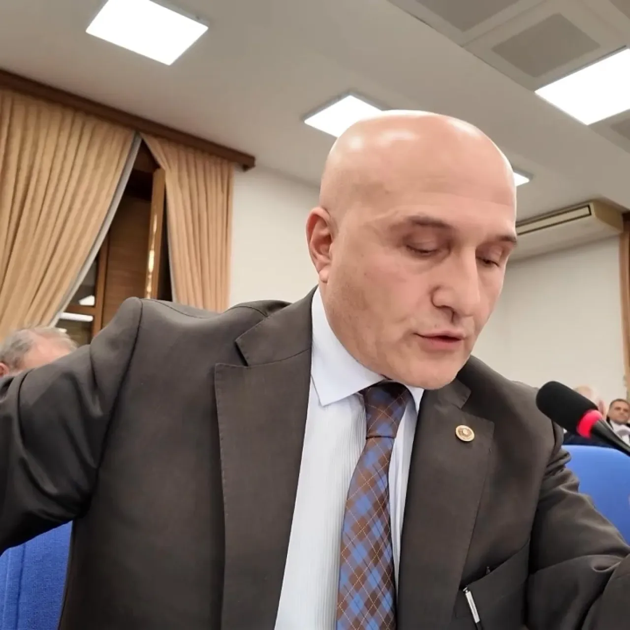 İYİ Parti Ankara Milletvekili Koray Aydın, Konuşmasını Türk Milletine Emanet Etti İYİ Parti Ankara Milletvekili Koray Aydın, Konuşmasını Türk Milletine Emanet Etti