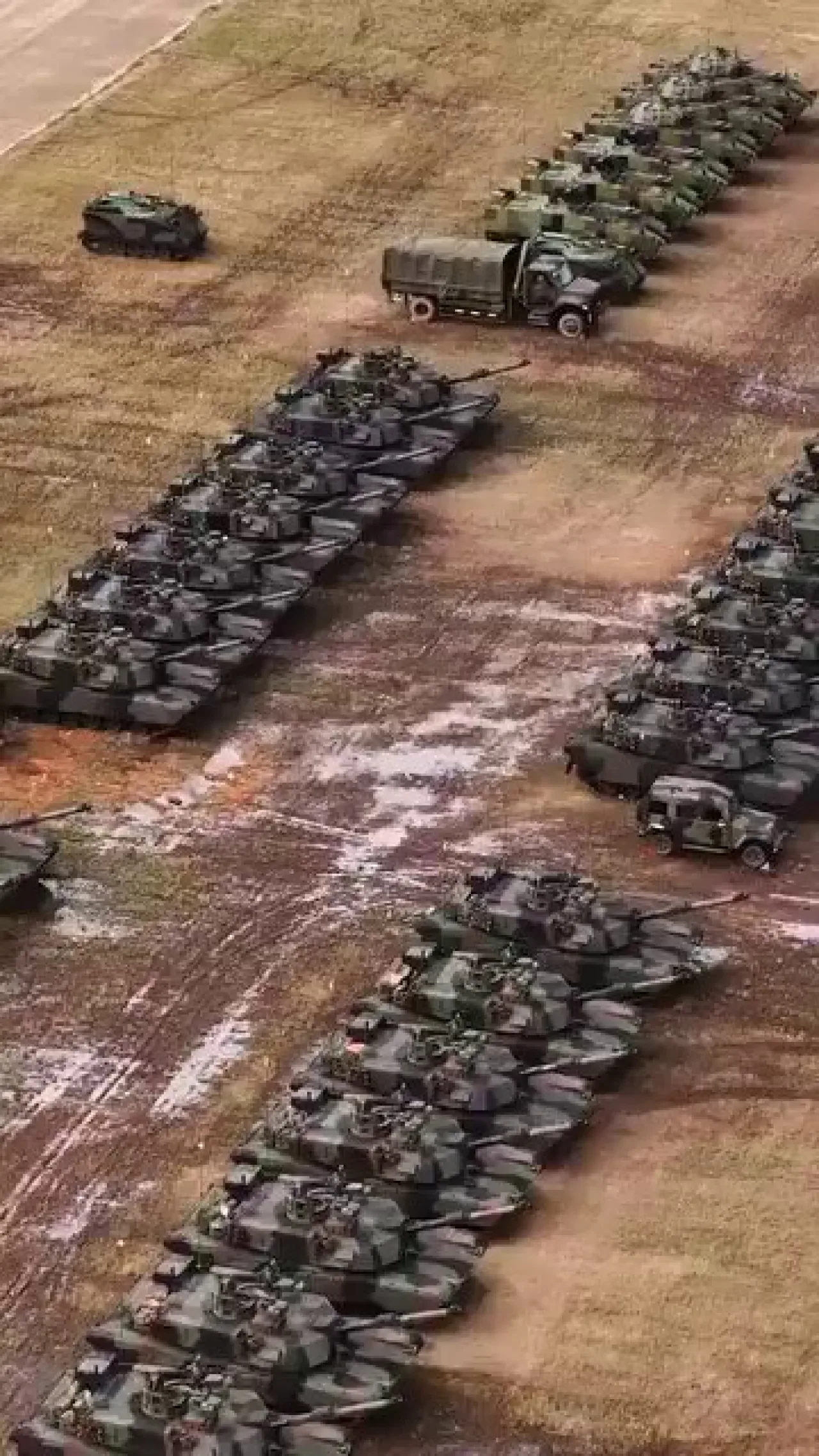Tayvan Ordusu'na Yeni Nesil M1A2T Abrams Tankları Teslim Edildi Tayvan Ordusu'na Yeni Nesil M1A2T Abrams Tankları Teslim Edildi