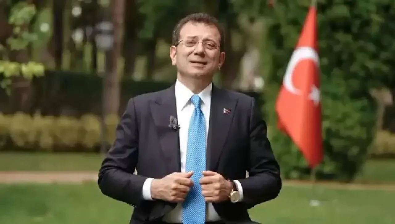 Ekrem İmamoğlu'ndan 29 Ekim Mesajı: "Hayalimizdeki Cumhuriyet Değil" Ekrem İmamoğlu'ndan 29 Ekim Mesajı: "Hayalimizdeki Cumhuriyet Değil"